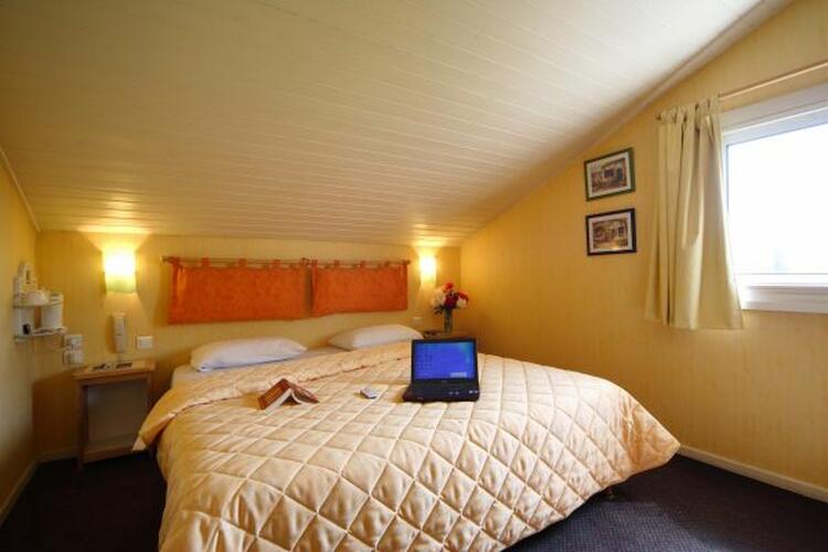 Hôtel 3 étoiles Gap, de chambre single à quadruple idéal pour visiter les Hautes Alpes